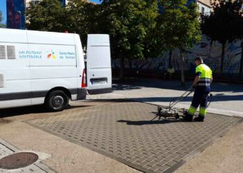 Santa Marta y FCC Medio Ambiente colaboran para enviar personal especializado a las zonas afectadas por la DANA