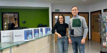 El programa municipal Cibercarba incorpora 5 tablets a su proyecto de educativo y lúdico para los adolescentes