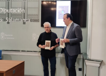 ‘Como las hojas frías’, la nueva obra de Toño Blázquez que ahonda en las relaciones humanas