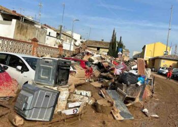 Primeras 24 horas en el epicentro de la castástrofe trabajando a destajo para atender al personal civil y militar