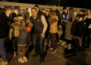 Juegos, actividades y 50 kilos de castañas asadas para mantener la tradición de la castañada en Aldeatejada