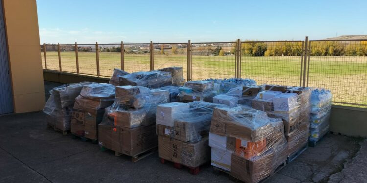 Las donaciones de los vecinos de Cabrerizos ya están camino de Valencia