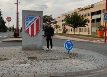 Nueva imagen para las glorietas de la Unión Deportiva Santa Marta y el Club Baloncesto Santa Marta
