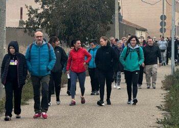 La marcha solidaria de ‘Cuidamos Villamayor’ recauda 2.066,44€ para ayudar a los valencianos