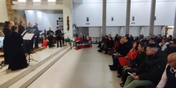 Música, tradiciones y solidaridad en el concierto navideño de Santa Marta