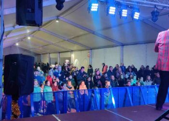 Música y gominolas para que los más pequeños despidan el año en Santa Marta