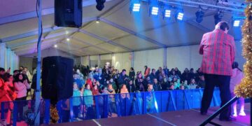 Música y gominolas para que los más pequeños despidan el año en Santa Marta