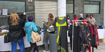 Nuevo éxito del mercadillo solidario de la Asociación de Mujeres de Cabrerizos