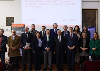 La ciberseguridad y la inteligencia artificial centran la jornada organizada por la Universidad de Salamanca