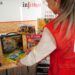 Cruz Roja Santa Marta recoge juguetes para los niños más vulnerables en la Feria de Navidad del fin de semana