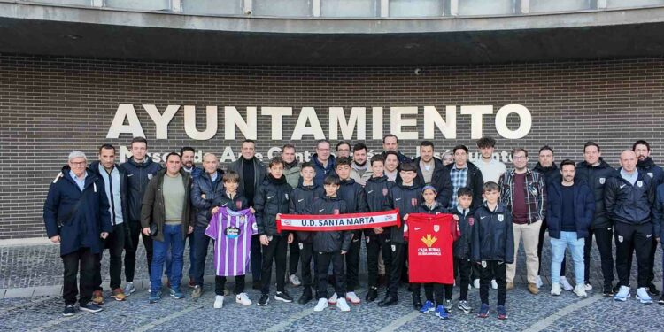 La Unión Deportiva Santa Marta y el Real Valladolid se unen para mejorar la formación de jugadores y técnicos y fortalecer los proyectos de cantera