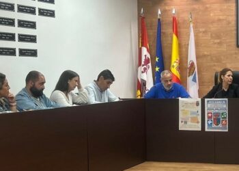 Dos concejales abandonan el PP de Castellanos por «desacuerdos» con el equipo de Gobierno