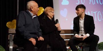 La gala ’50 años juntos’ homenajea a siete parejas de Santa Marta que celebran sus Bodas de Oro este año