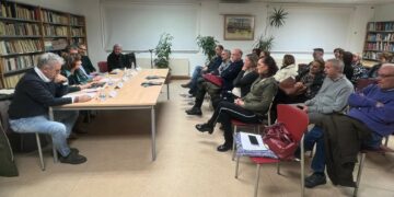 El encuentro poético ‘Versos libres de Cabrerizos’ clausura el XXII Aniversario de la Biblioteca ‘Berta Pallares’