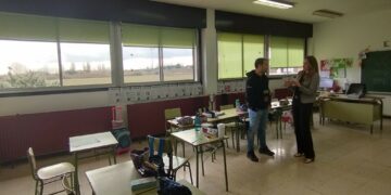 Santa Marta invertirá 24.000 euros en la renovación de ventanas y baños de los tres colegios del municipio