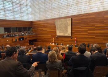 Fernández Mañueco presenta un importante paquete de medidas con la convocatoria de elecciones en el horizonte