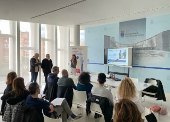 Jornada formativa sobre Inteligencia Artificial para el comercio y la hostelería de Santa Marta