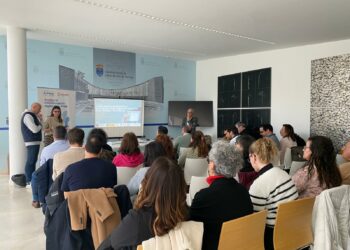 Sesión informativa para la implantación de la digitalización y las nuevas tecnologías para los autónomos y empresas