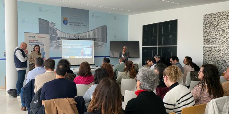 Sesión informativa para la implantación de la digitalización y las nuevas tecnologías para los autónomos y empresas