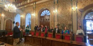 Los internos del programa de la Unidad Terapéutica Educativa de Topas visitan el Palacio de La Salina