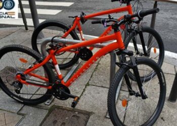 Detenido un hombre que fue ‘pillado’ cortando las cadenas y candados de dos bicicletas