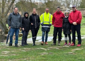 Villamayor retira 20 kilos de residuos en la jornada de basuraleza por la ribera del Tormes