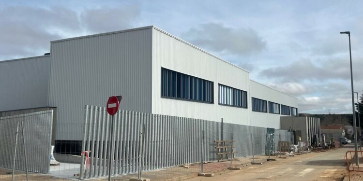 Aldeatejada presenta el nuevo colegio con jornadas de puertas abiertas a los vecinos y un nuevo IES adscrito para Secundaria