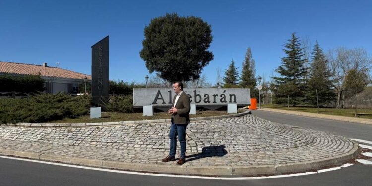 Inversión de 340.000 euros para finalizar la renovación de la red de abastecimiento de agua de Aldebarán