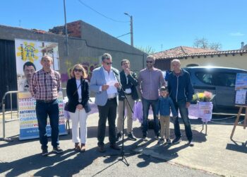 Animada mañana literaria en Cabrerizos para disfrutar de las actividades de la V Feria del Libro
