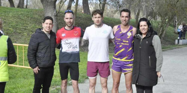 Jorge Hernández y María José Carpio se imponen en la Carrera Solidaria a favor de Pyfano