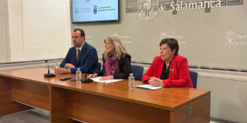 Los alumnos de Criminología de la USAL trabajan con los mayores de Santa Marta para evitar estereotipos y su exclusión social