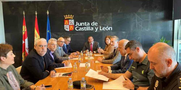 El delegado territorial valora los incidentes provocados en la provincia por la caída del sistema de suministro eléctrico