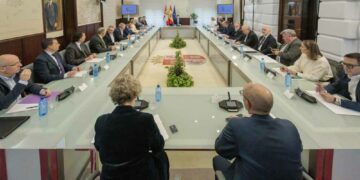 La Junta busca medidas para reforzar la posición de las empresas frente a la política arancelaria de Trump