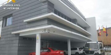 Detenidas 5 personas en un comercio de Peñaranda al intentar robar por segunda vez