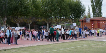 El colegio Carmen Martín Gaite celebra su X Proyecto Emprendedor Solidario a favor de la Asociación de Asperger-TEA Salamanca