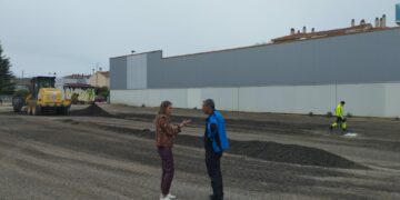 Santa Marta acondiciona el aparcamiento público de la carretera de Madrid para mejorar el acceso a los vecinos