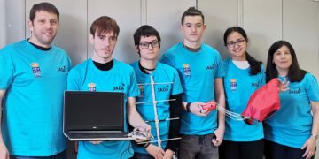 El equipo JADA del IES Torrente Ballester de Santa Marta mostrará su satélite en miniatura en el Desafío CanSat