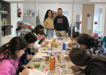 ‘Jóvenes Despiertos’ lleva el taller artístico a las instalaciones de Santa Marta