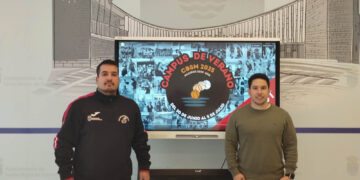 Jorge Guillén y Jorge Valiente en la presentación del Campus de Verano de Baloncesto.