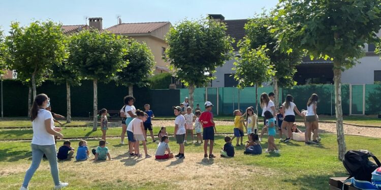 Castellanos apuesta por una programación veraniega llena de campamentos, actividades físicas y apoyo escolar