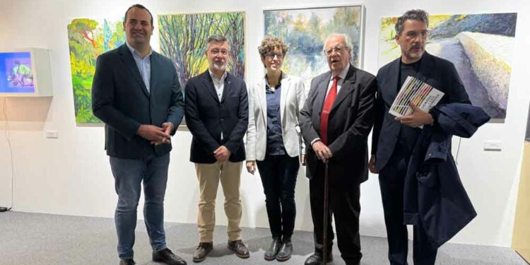 Las luces y las sombras se adueñan de la sala de exposiciones del Casino de Salamanca