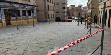 Comienzan las obras para la instalación de un ascensor en las ‘escaleras de La Riojana’