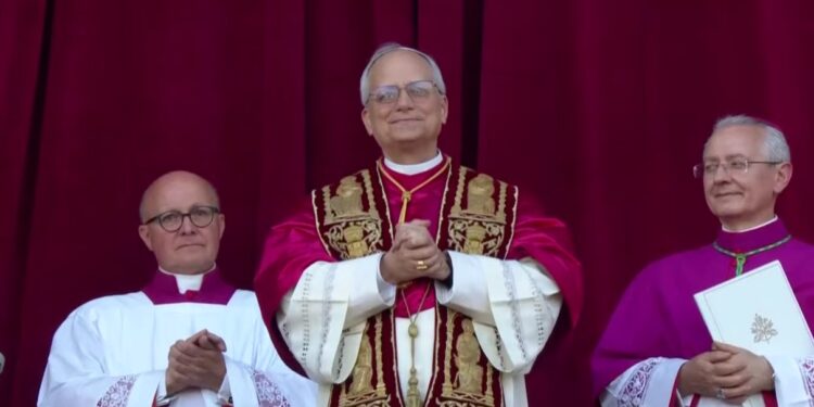 Robert Francis Prevost es el nuevo Papa León XIV