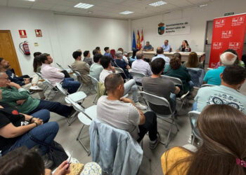 Alcaldes, procuradores y diputados del PSOE se reúnen en Monterrubio para informar sobre el abastecimiento de agua en la comarca de La Armuña