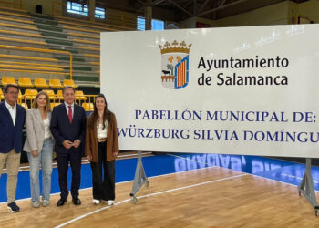 Silvia Domínguez anuncia su retirada y el Ayuntamiento y Perfumerías Avenida acuerdan dar su nombre al pabellón municipal