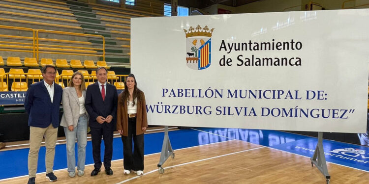 Silvia Domínguez anuncia su retirada y el Ayuntamiento y Perfumerías Avenida acuerdan dar su nombre al pabellón municipal