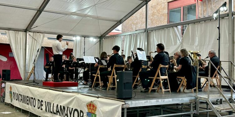 La Semana Cultural de Villamayor continúa con la actuación de la Banda de Música