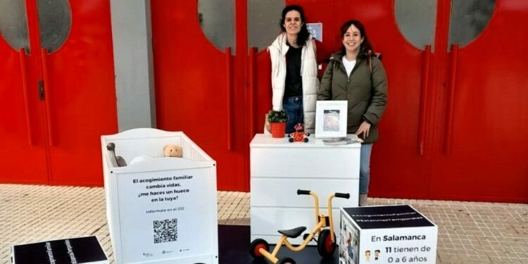 Las familias de Villares se interesan sobre el programa de acogimiento de menores vulnerables