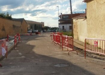 Villares inicia la renovación de la calle Alberca y el primer tramo de la Carretera de La Mata, que pasarán a ser de sentido único