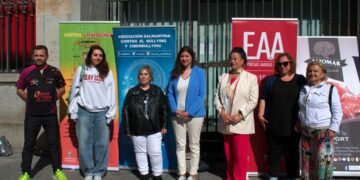 Un centenar de alumnos unidos contra el acoso escolar: “Debemos educar desde la cuna”